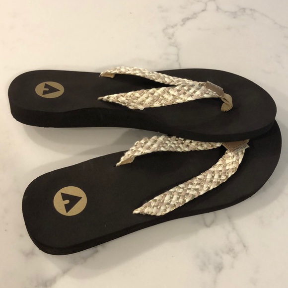 airwalk flipflops